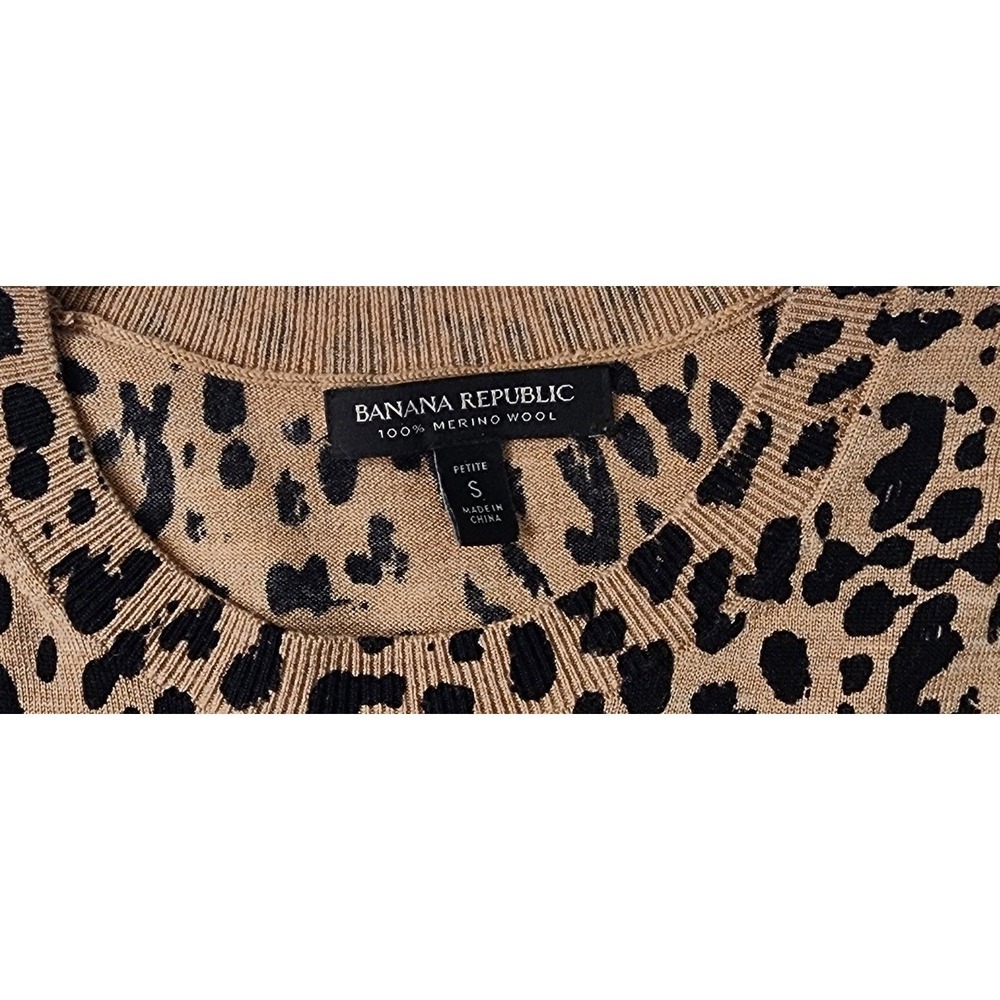 Banana Republic Leopard Print 100% Merino Wool Crewneck Sweater Tan Black Size S - Picture 8 of 9